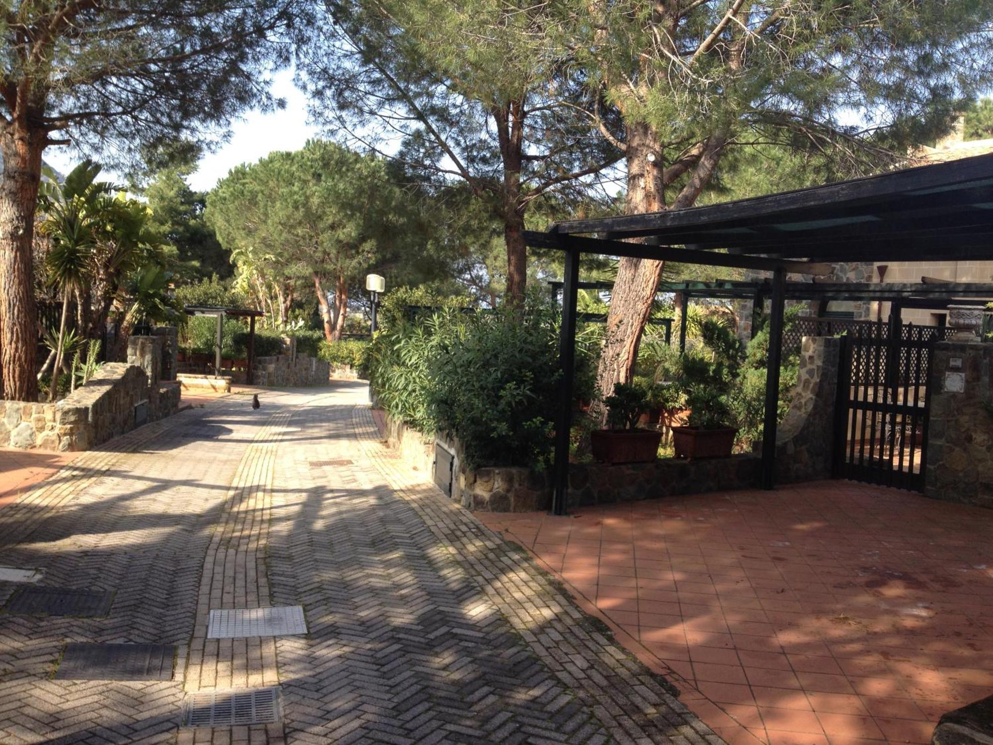 Villa Al Mare Baia Emiri Mazzaforno Cefalù Exterior foto